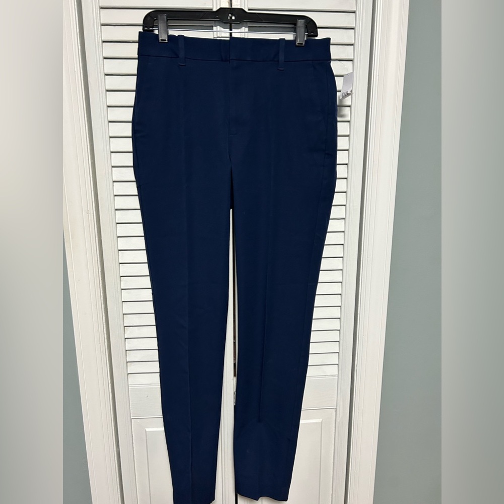 Brand new women’s pants from GAP , Royal blue size 8 tall.95%cotton 5% spandex.